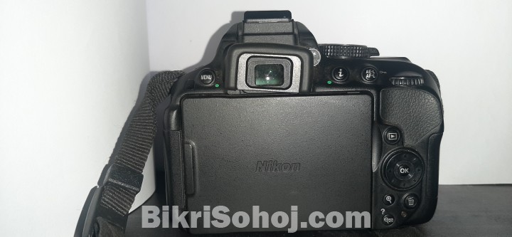 Nikon D5300 | HDSLR Camera V-angle LCD, WiFI & with kit lens